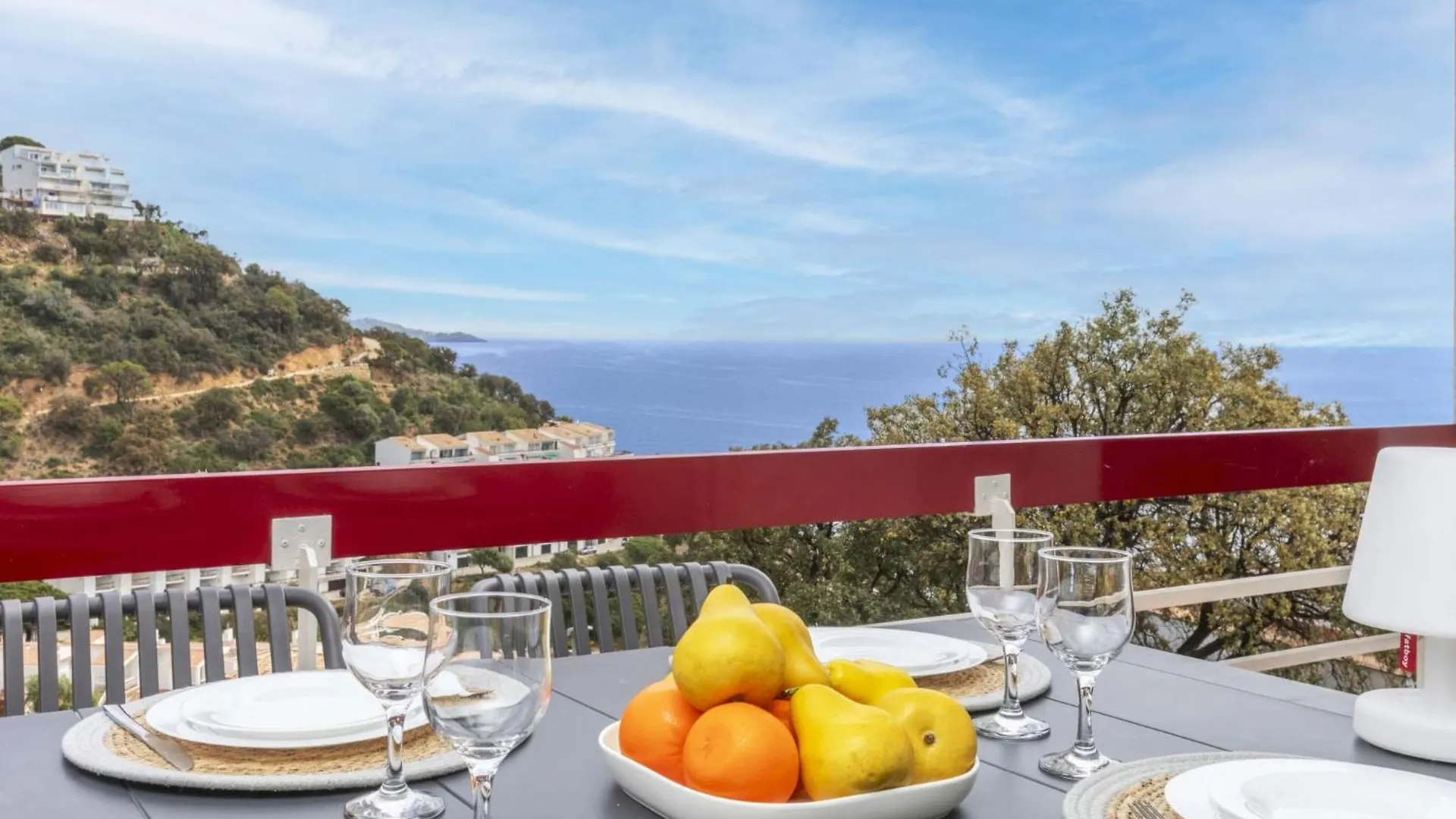 Apartment Rojo By Interhome location